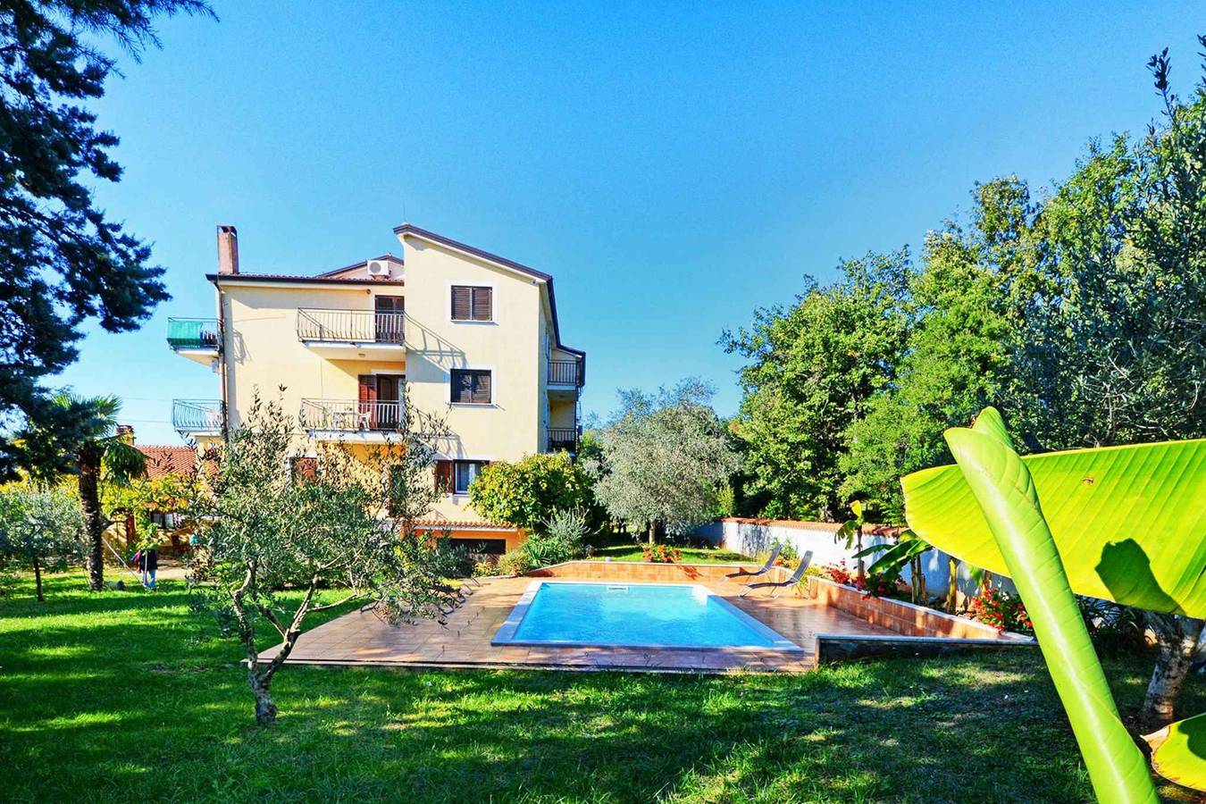 Ganze Ferienwohnung, Ferienwohnung mit Pool zur gemeinsamen Nutzung  in Umag, Umag und Umgebung