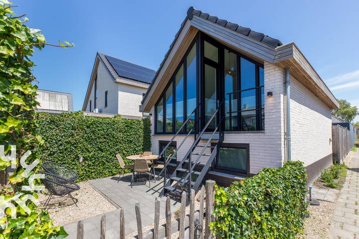 Ferienhaus für 4 Personen, mit Terrasse und Garten sowie Sauna in Domburg
