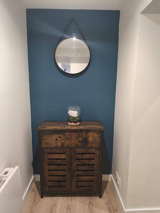 Appartement entier, Apartment - Ground Floor in Yenne, Région de Chambéry