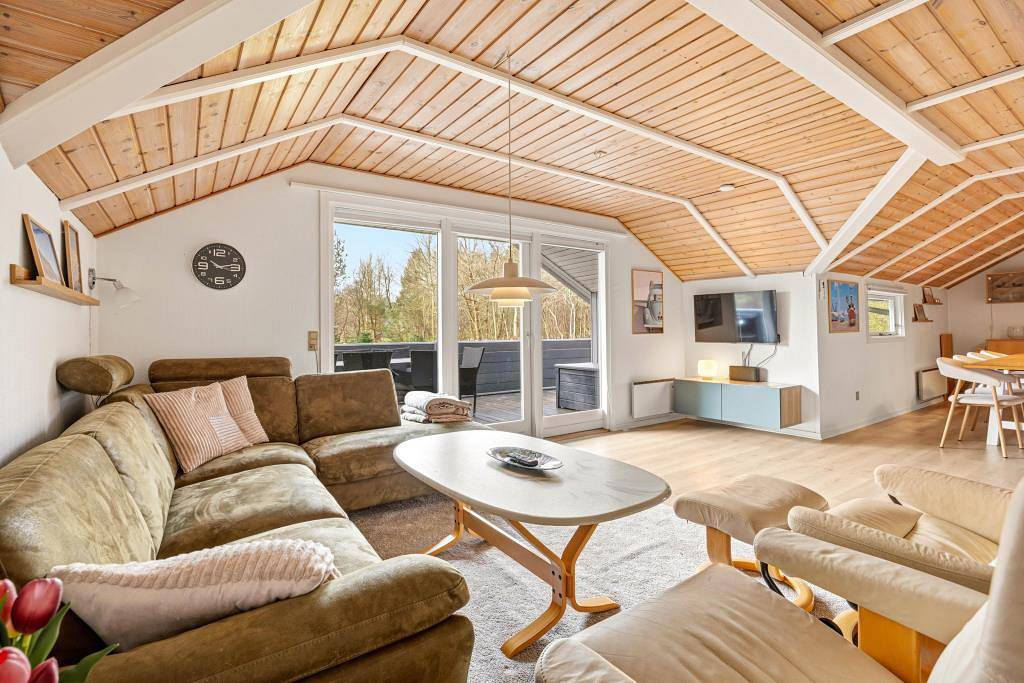 Hyggelig indrettet feriehus med udendørs sauna og spa i Jegum in Jegum, Jegum Ferieland