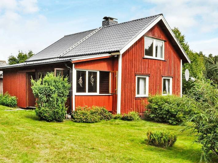 Ferienhaus für 6 Personen, mit Seeblick und Garten, kinderfreundlich in Dalsland