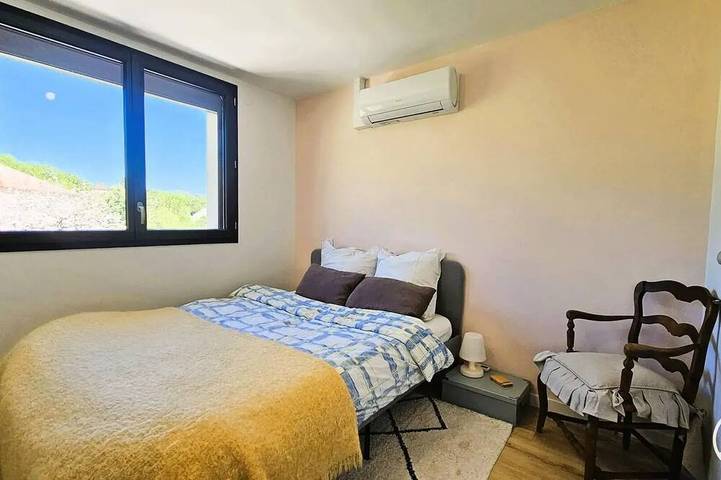 Location de vacances pour 2 personnes, avec terrasse à Ussac - 4