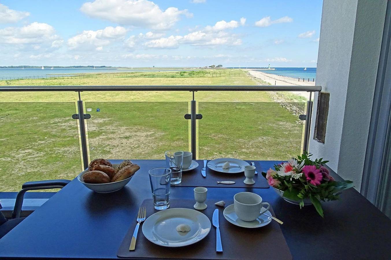 Ganze Wohnung, Brandung - Penthouse, 1. Reihe am Wasser & Strand, Balkon, Sauna, Kamin, Vollbad in Olpenitz, Kappeln