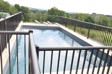 Maison De Vacances pour 12 Personnes dans Juillac, Région de Brive-la-Gaillarde, Photo 4