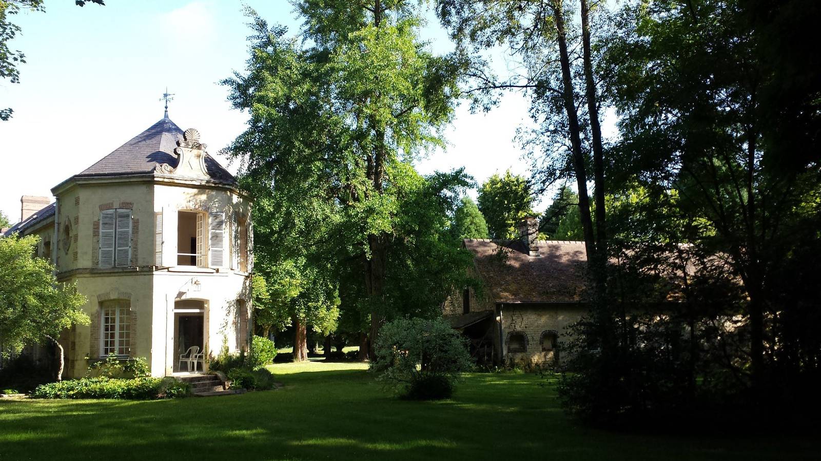 Gîte Les Grandes Hayes in Coulonges-sur-Sarthe, Parc naturel régional Normandie-Maine