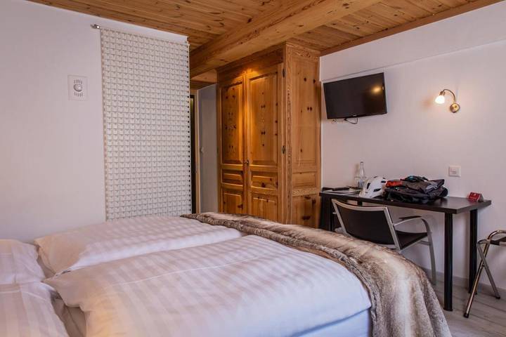 Gîte pour 2 personnes, avec balcon ainsi que jacuzzi et sauna dans Grimentz - 4