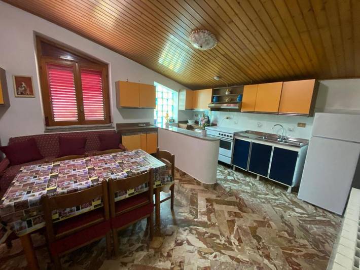 Gîte pour 3 personnes, avec vue et jardin, animaux acceptés à Lercara Friddi - 3