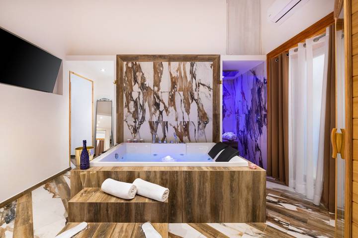 B&b voor 2 personen, with Balkon and Whirlpool as well as Sauna in Sorrento
