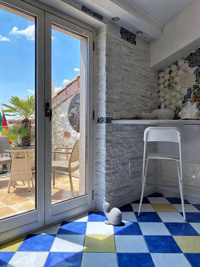 Location de vacances pour 5 personnes, avec balcon et vue dans Marina di Davoli - 3