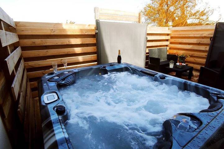 Location de vacances pour 3 personnes, avec Jacuzzi et Terrasse à Roscoff