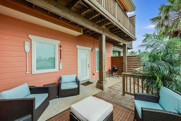 Vacation Rental for 6 Guests in Port Aransas, Mustang Island, Picture 2