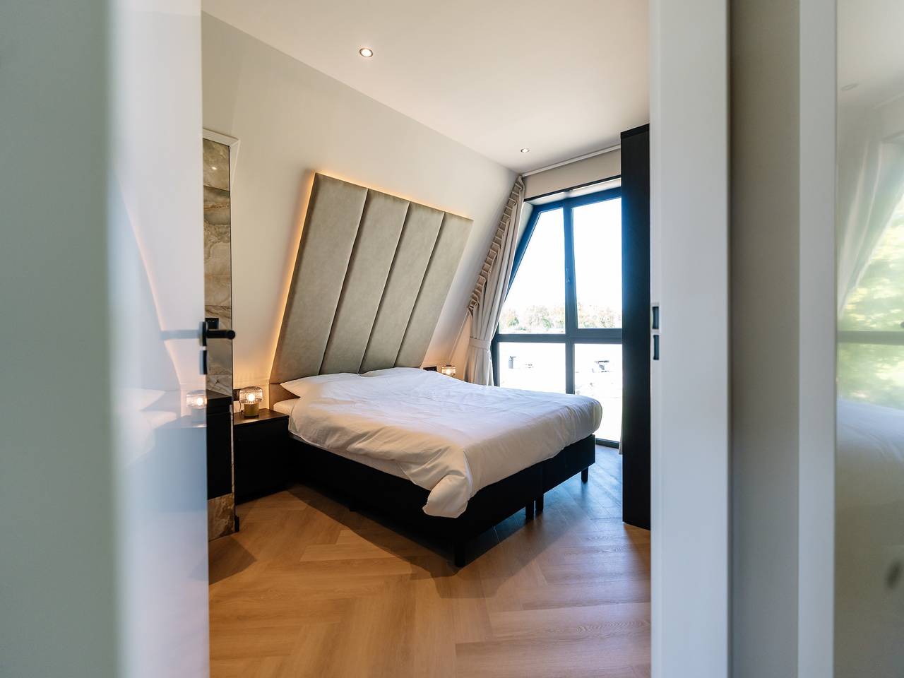 Aufenthalt mit privatem Pool und Whirlpool in Niederländische Nordsee