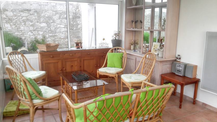 Location de vacances pour 7 personnes, avec terrasse à Primelin - 2