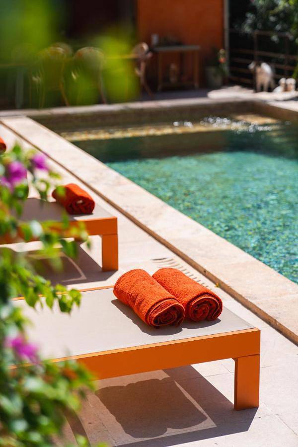 Location de vacances pour 2 personnes, avec piscine ainsi que jardin et vue à Tarascon - 3