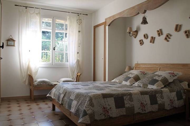 Location de vacances pour 8 personnes, avec jardin à Caderousse - 4