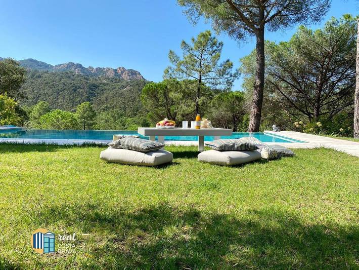 Location de vacances pour 8 personnes, avec piscine et jardin à Santa Cristina d'Aro - 3