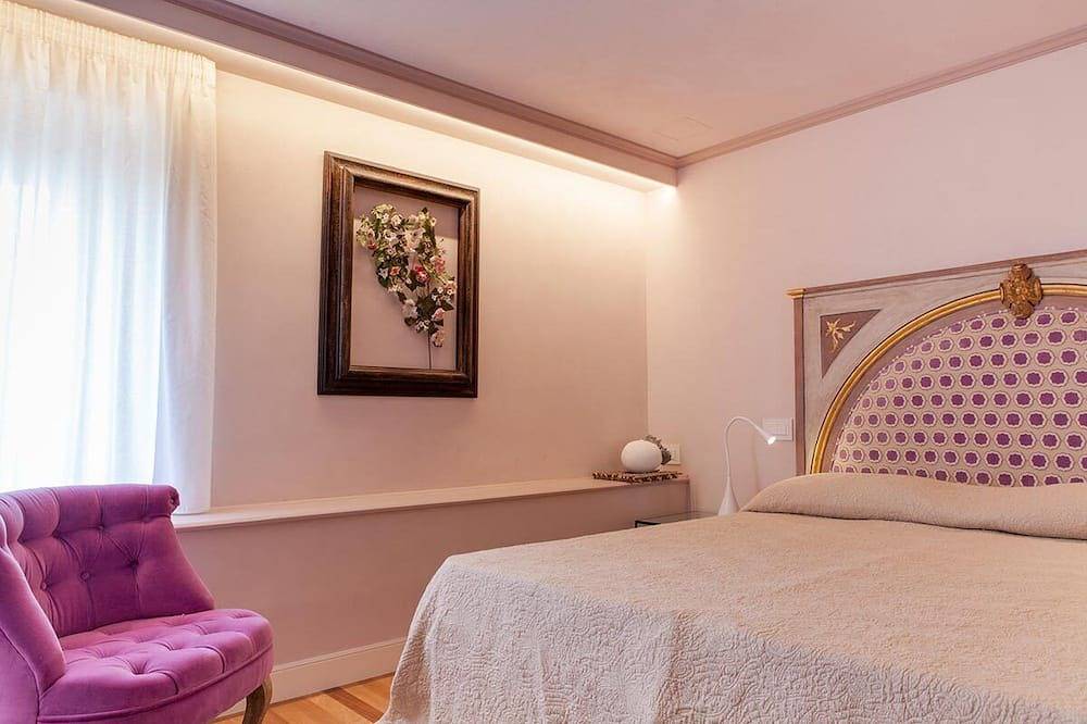 Marcheamore - Palazzo Vinci Gigliucci - Noble Apartments In City Center in Fermo (Village), Fermo