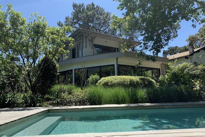 Villa pour 12 personnes, avec Terrasse et Jardin dans Le Moulleau