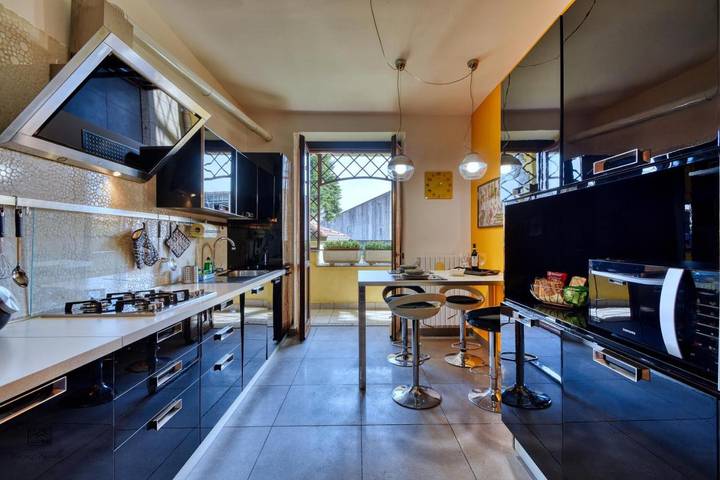 Gîte pour 5 personnes, avec terrasse et vue à Limbiate - 3