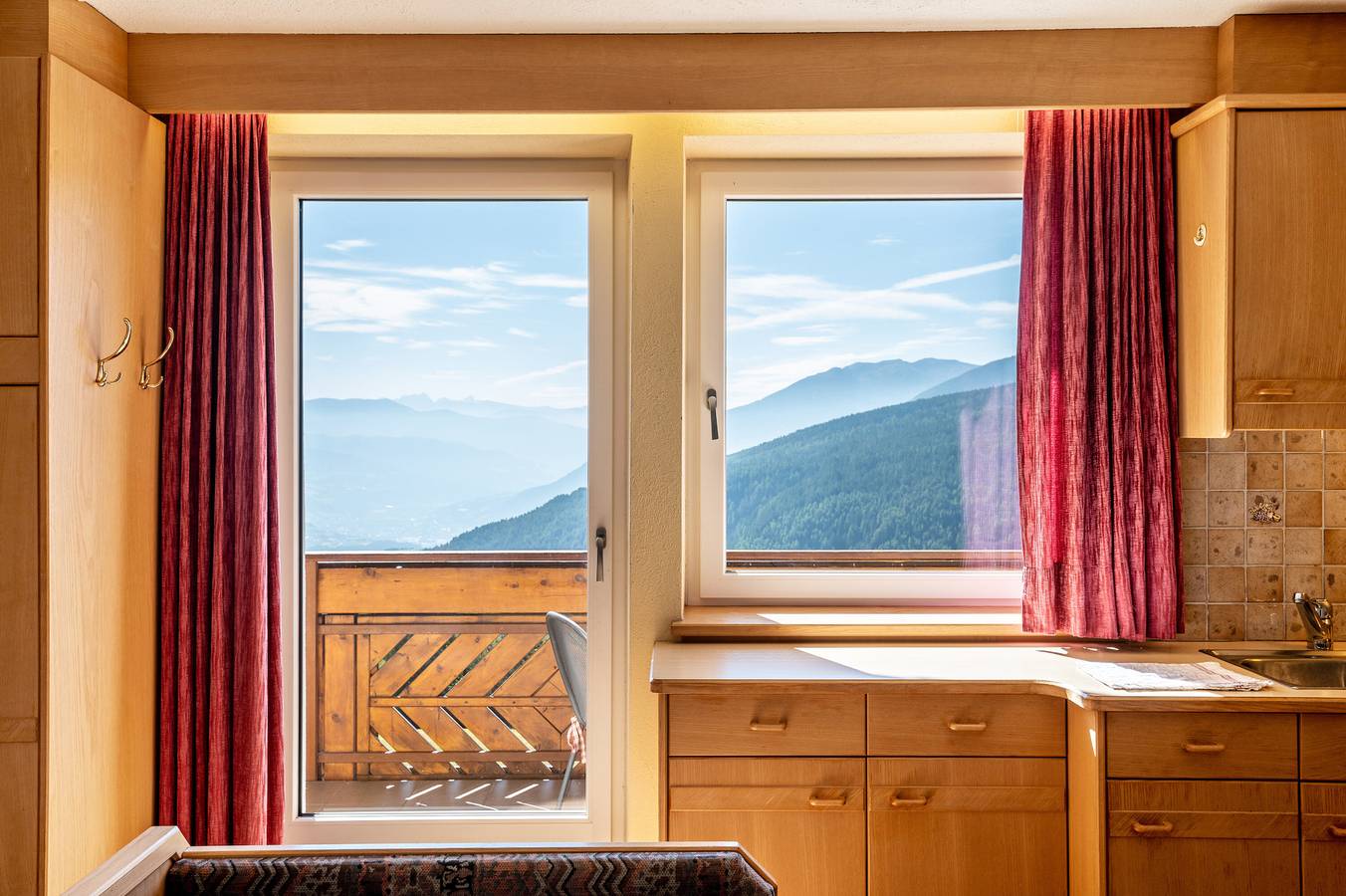 Monolocale intero, Monolocale 'Spinges' con vista sulle montagne, terrazza privata e Wi-Fi in Maranza, Rio di Pusteria