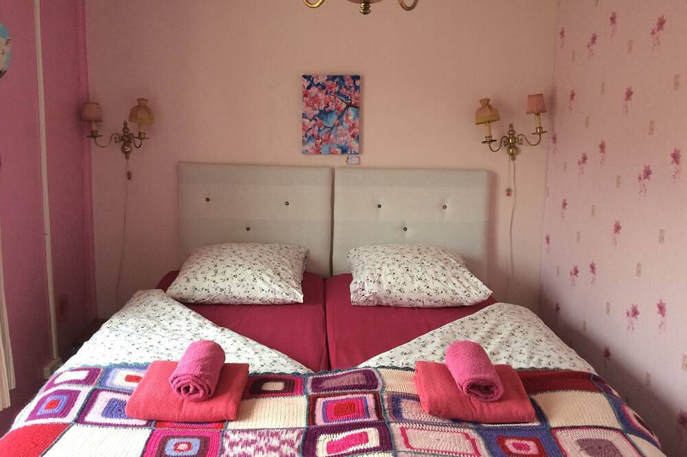 Gîte avec chambre et séjour / cuisine séparés Le Ciel Bleu in Région de Commercy