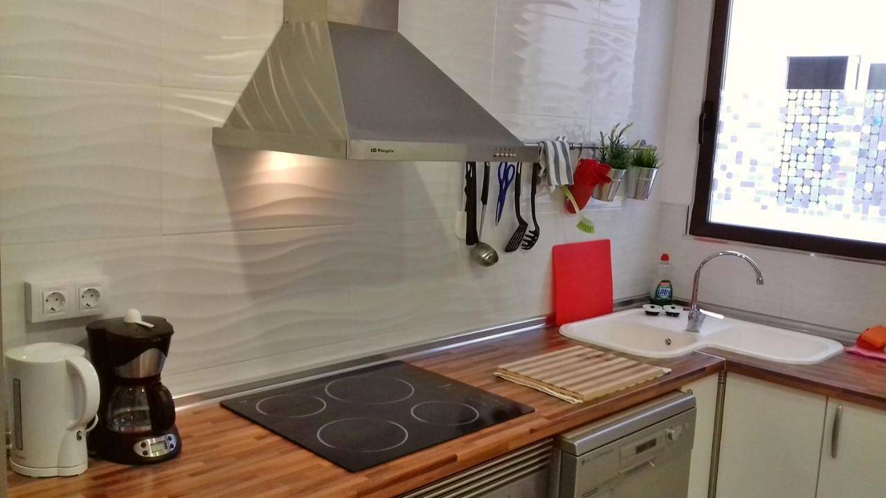 Apartamento entero, Apartment on Carrer del Dr. Lluch in Valencia, Costa de Valencia