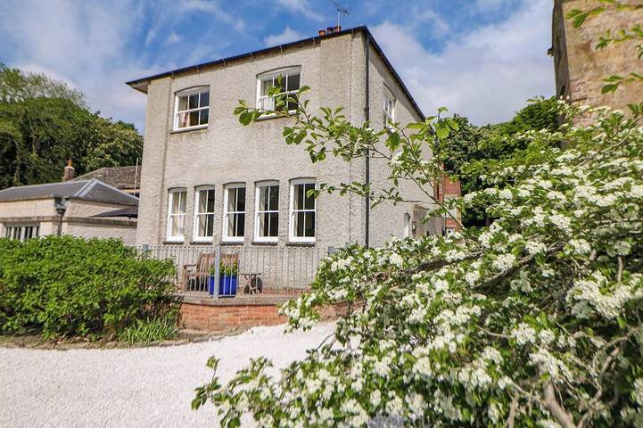 Cottage for 6 people, with garden and pool in Carsington Water