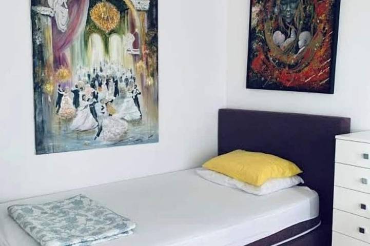 Appartement entier, Stylish 2-room apartment - 5 min to the beach & center + parking space in Budva, Municipalité de Budva