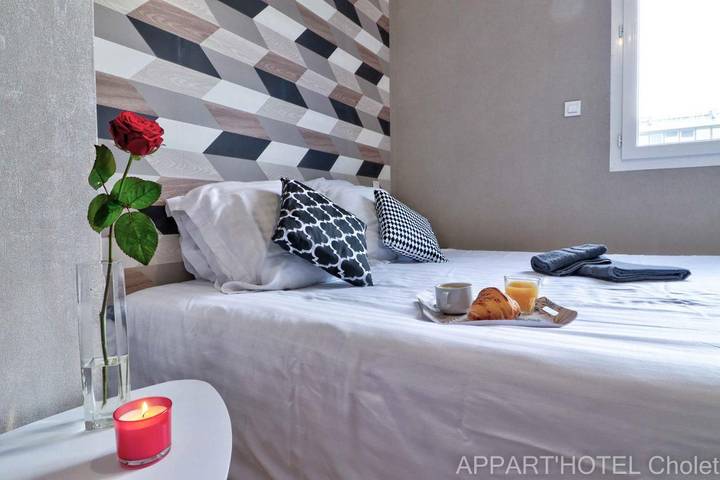 Appart’hôtel pour 2 personnes, avec Jardin et Vue