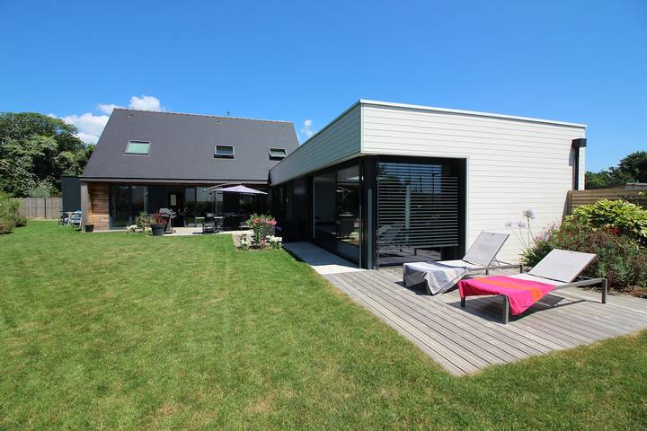 Location de vacances pour 10 personnes, avec jardin et terrasse à Fouesnant - 2