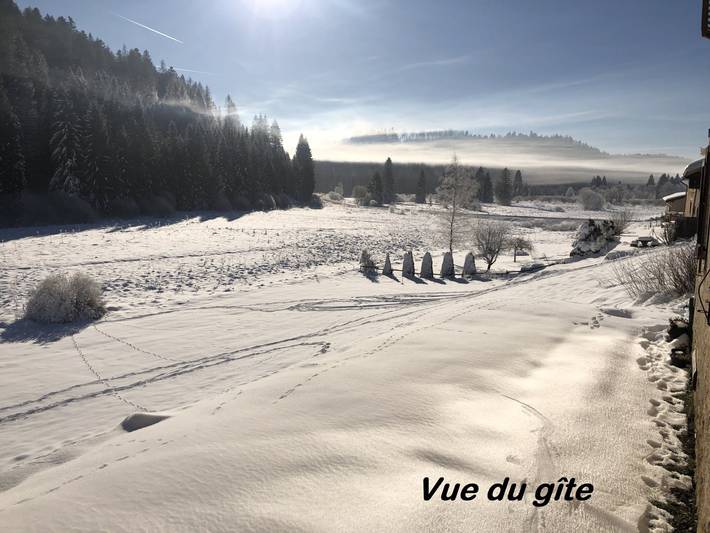 Gîte pour 2 personnes, avec terrasse et jardin dans le Jura - 2