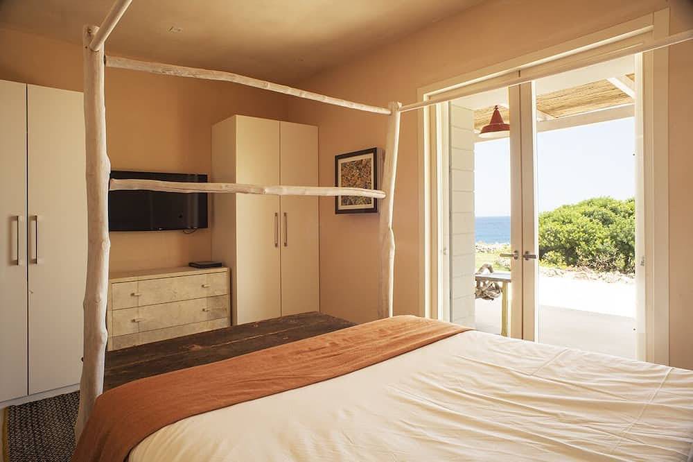 Luxus-Neubauvilla am Meer mit Panoramaterrasse in Diso, Lecce Provinz