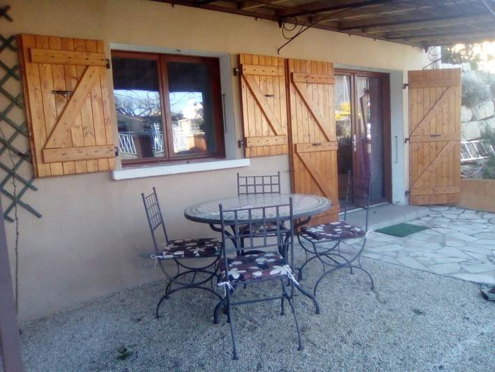 Gîte pour 4 personnes, avec terrasse à Puivert