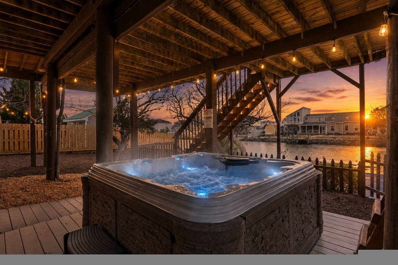 New! Boat Dock /Pool /Hottub/ Waterfront/ Beach in Sandbridge Beach, Sandbridge