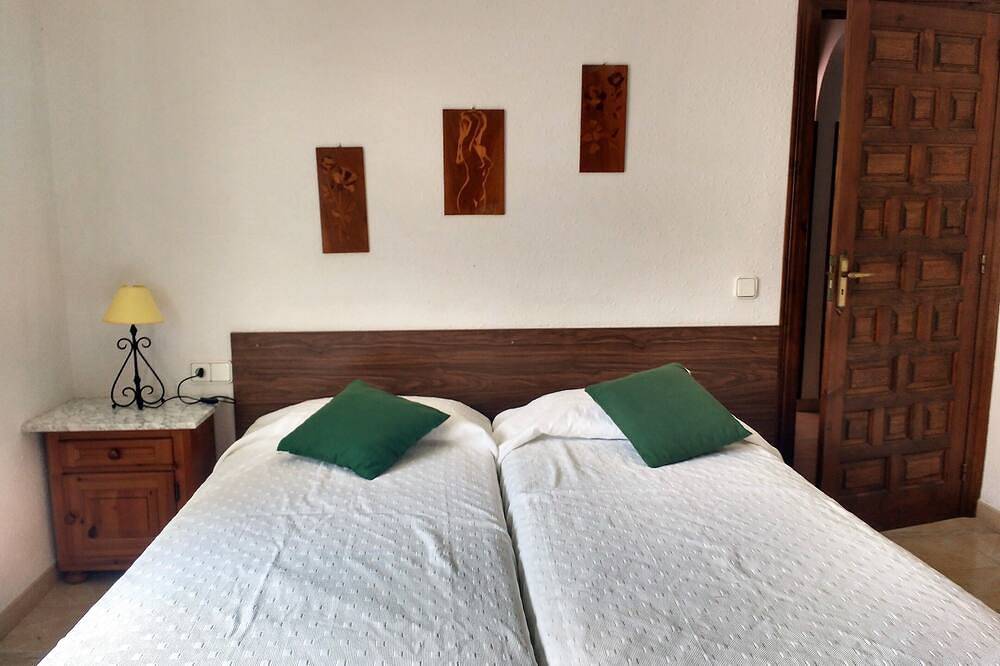 Villa independiente para 10 personas, piscina privada ubicada en Miami Playa in Miami Platja, Montroig