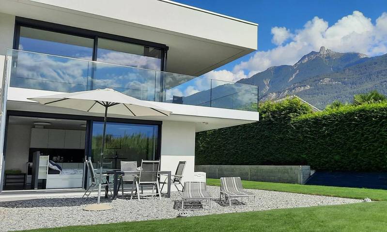 Chambre d’hôte pour 2 personnes, avec vue et jardin dans Valais