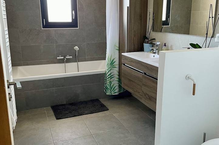 Location de vacances pour 8 personnes, avec jardin et jacuzzi à Saint-Drézéry - 4