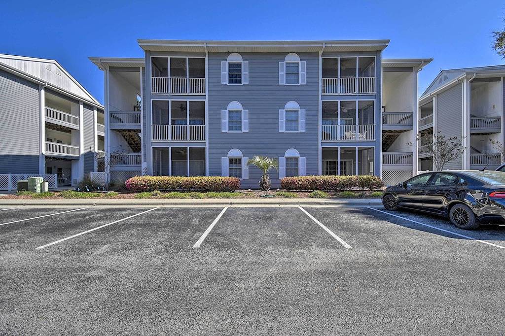 Ganze Wohnung, Sunset Beach Condo w / Golfplatz View-2 Mi zum Pier in Sunset Beach (NC), Brunswick County