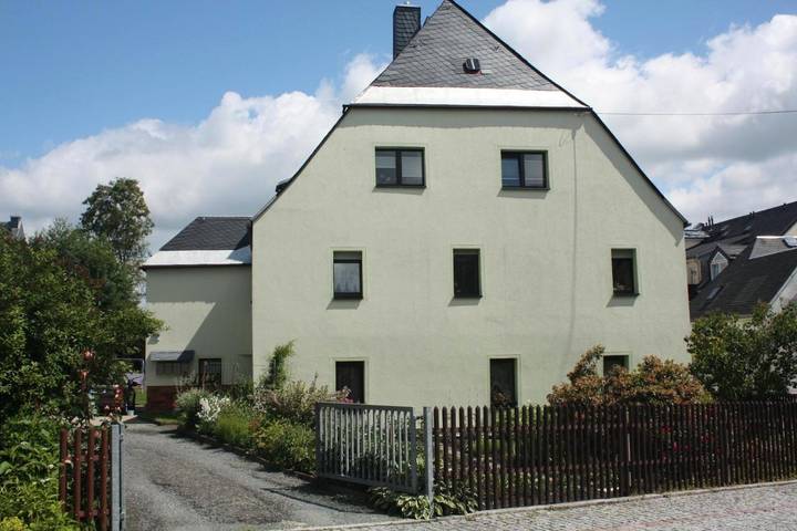 Ferienwohnung für 4 Personen, mit Ausblick in Ehrenfriedersdorf
