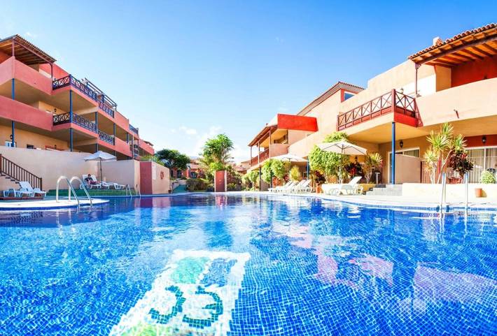 Apartamento para 2 personas, con Balcón y Terraza además de Jardín y Piscina en Los Cancajos