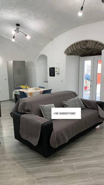 Cottage pour 4 personnes, avec terrasse à Bosa
