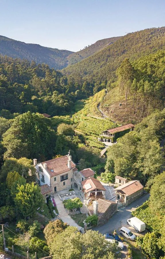 Country house for 3 people, with pool and garden as well as view and sauna - 1