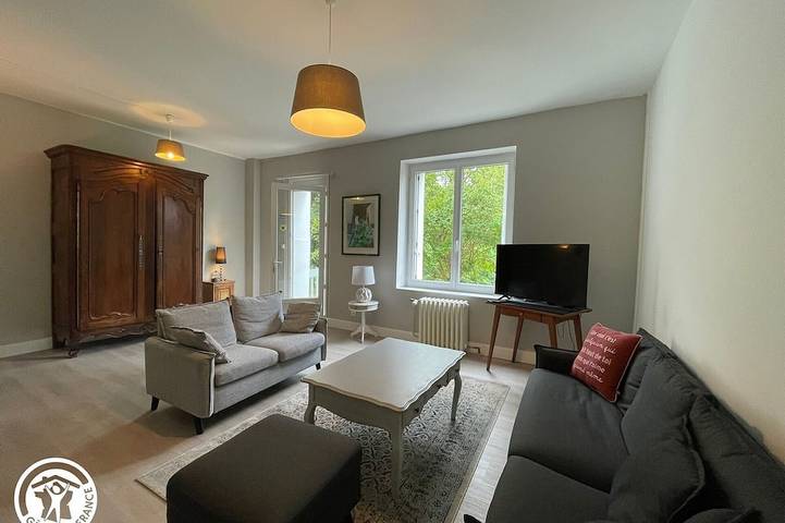 Gîte pour 12 personnes, avec balcon à Cheffois