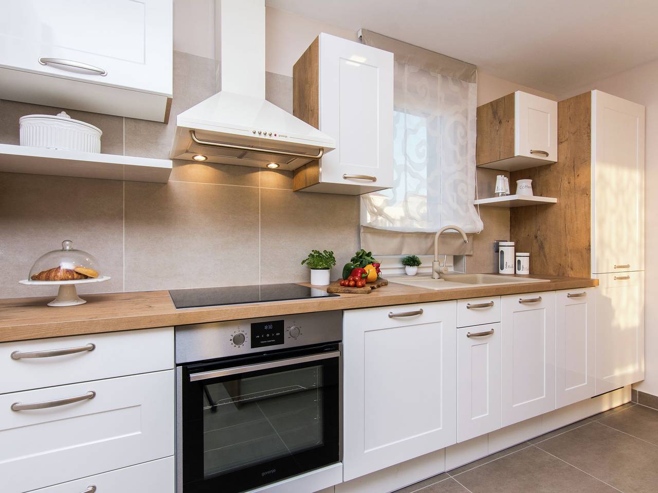 Villa mit privatem beheiztem Pool in Sukosan, Zadar