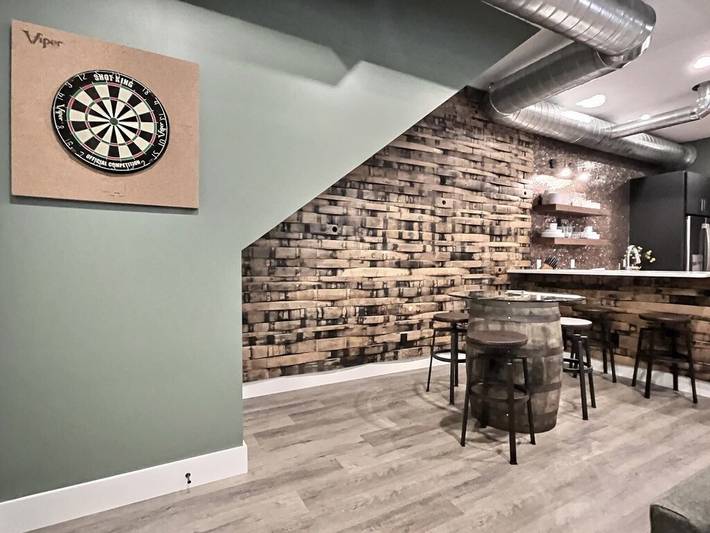 Vacation apartment for 31 people, with balcony and yard in Kentucky