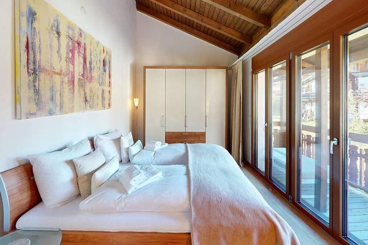 Ganze Wohnung, Maisonette mit Bergblick & Kamin in Lantsch/Lenz, Plessur Alpen