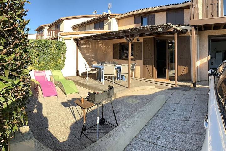 Casa de vacaciones para 6 personas, con balcón además de jacuzzi y piscina - 1
