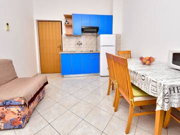 Vakantieappartement voor 3 Personen in Stari Grad, Nationaal Park Paklenica, Afbeelding 3