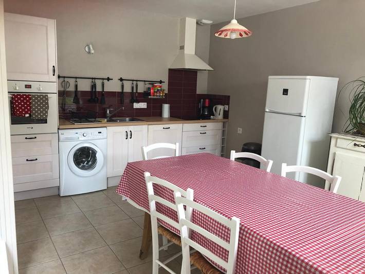 Location de vacances pour 8 personnes, avec vue ainsi que vue sur le lac et jardin à Le Vieux-Marché - 3