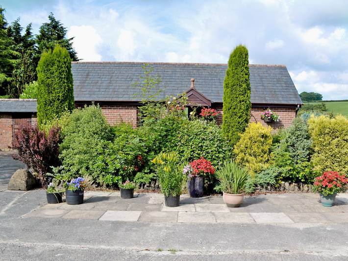 Cottage for 2 people, with garden, with pets in Dorset